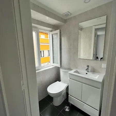 Apartment Perfect Location In Lisbon